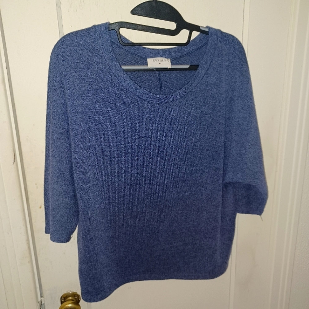 Everly sweater Size S